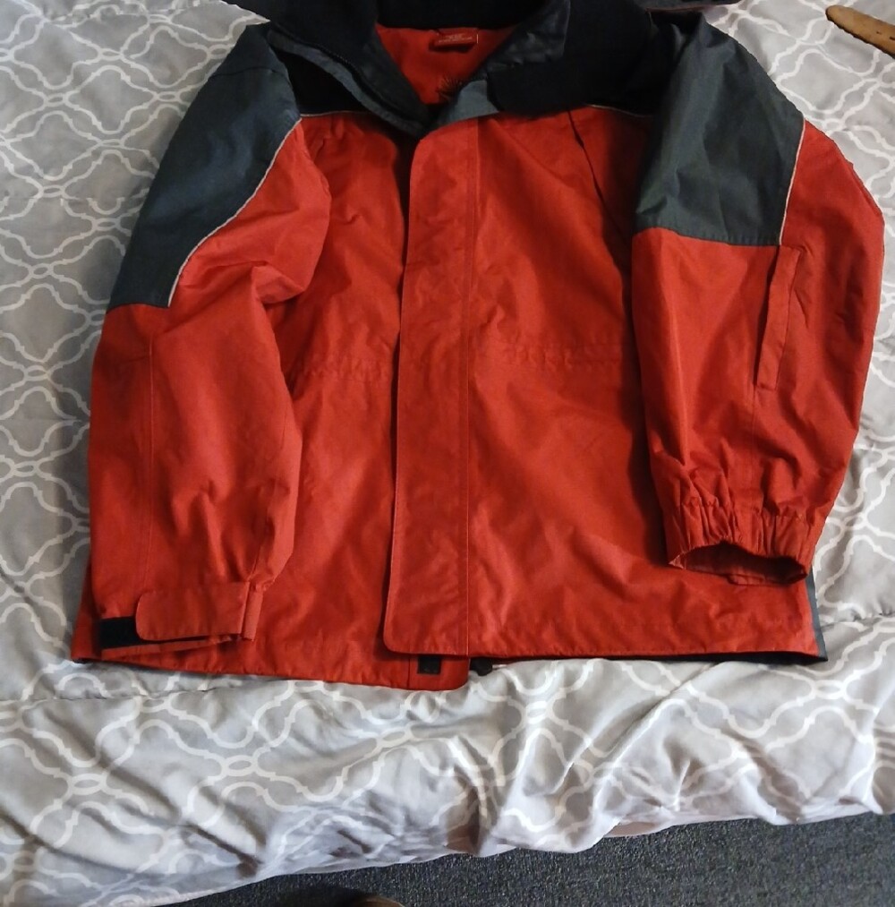 Men's 1990s Marlboro Red PVC Rain Hooded Lined Jacket
